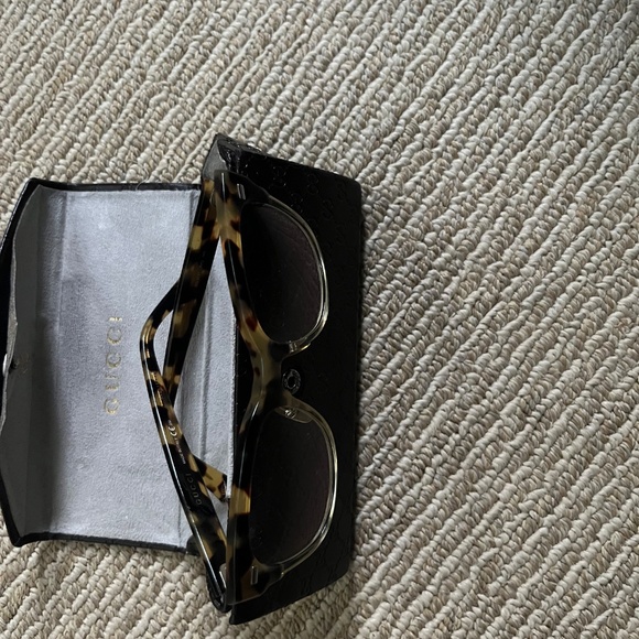 Gucci eye glasses - Picture 5 of 5